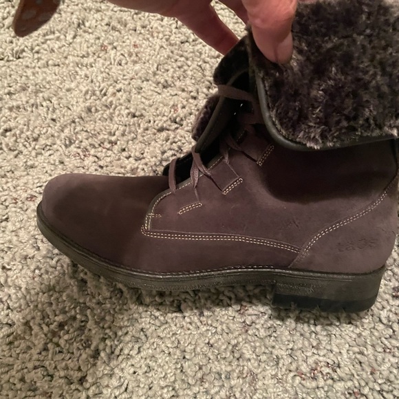 Taos lace suede leather boot, with fur. - Picture 4 of 6